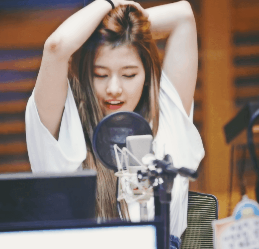 사나 겨드랑이.GIF | 인스티즈