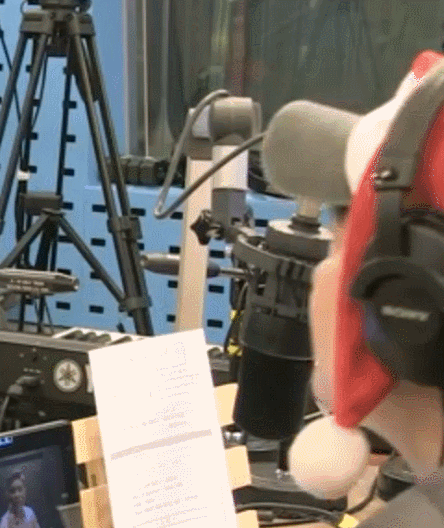 이브날 일하는척 하는 배가놈 | 인스티즈
