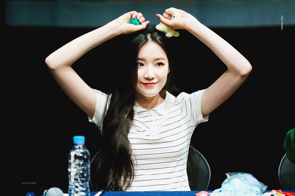 (여자)아이들의 비쥬얼담당 백설공주 슈화.jpgif (311장) | 인스티즈