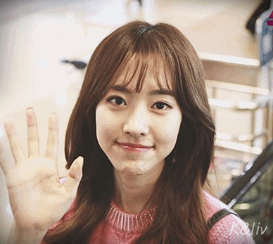 181007 출국하는 진세연 gif | 인스티즈