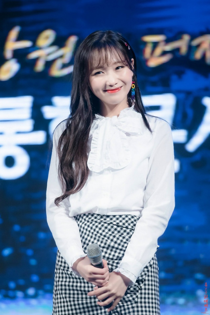 [러블리즈] 월요일 아침 출근길은 항상 막혀서 수정이 | 인스티즈