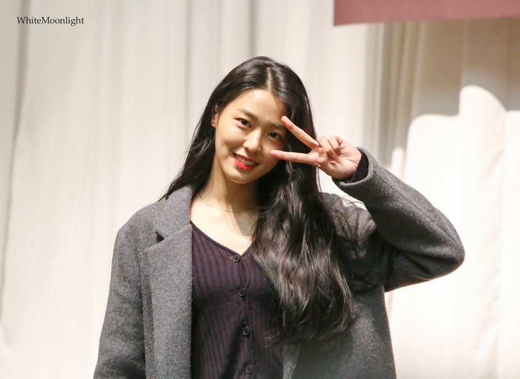 오늘 생일을 맞은 설현이.jpgif | 인스티즈