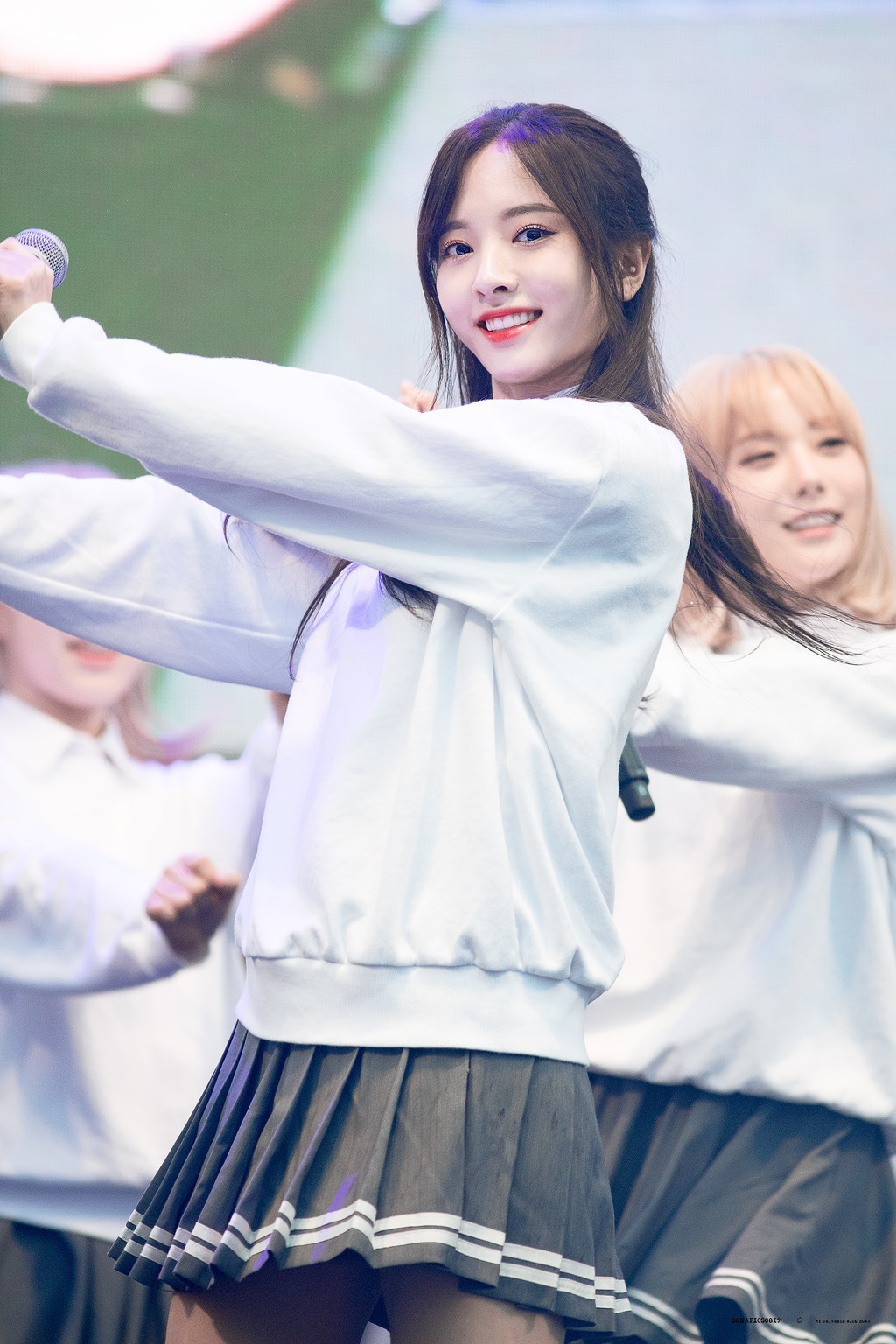 덕후들 미치게 만드는 우주소녀 보나.jpg | 인스티즈