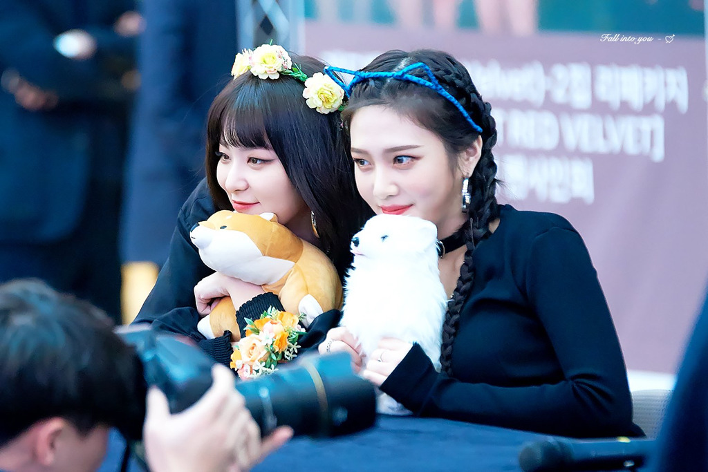 디스패치가 찍은 레드벨벳 조이 고화질.jpg | 인스티즈