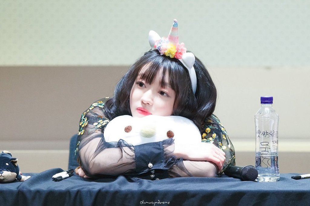 오마이걸 유아......jpg | 인스티즈