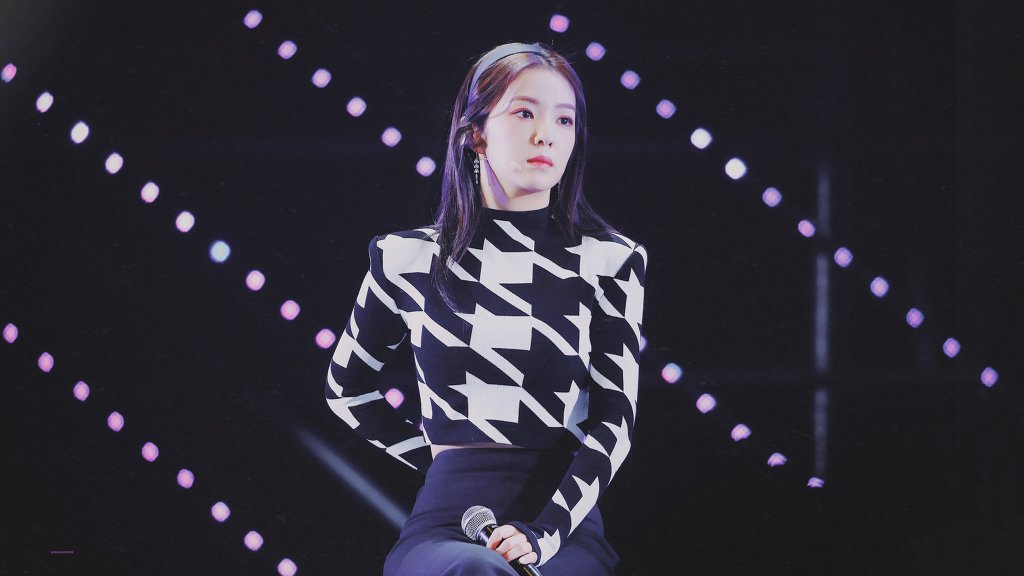 검정 머리띠한 아이린.jpgif | 인스티즈