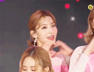[움짤데이터주의] 2018 MAMA 프로미스나인.gif | 인스티즈