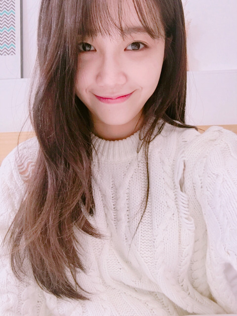 종국이 찰지게 때리는 은지.gif (인별 사진도) | 인스티즈