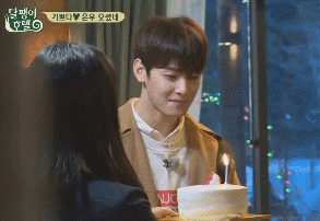 차은우 얼굴 보고 감탄하는 이경규.gif | 인스티즈