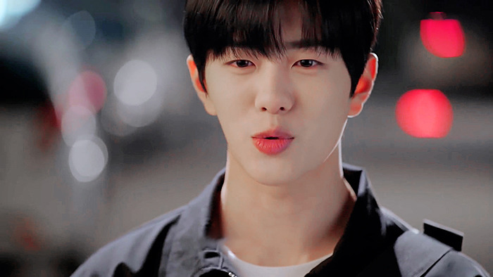 기억해..? 복도에서 떠들다.. 같이 혼나던 우리 둘... 기억 조작이 따로 없는 하이틴 웹드 | 인스티즈