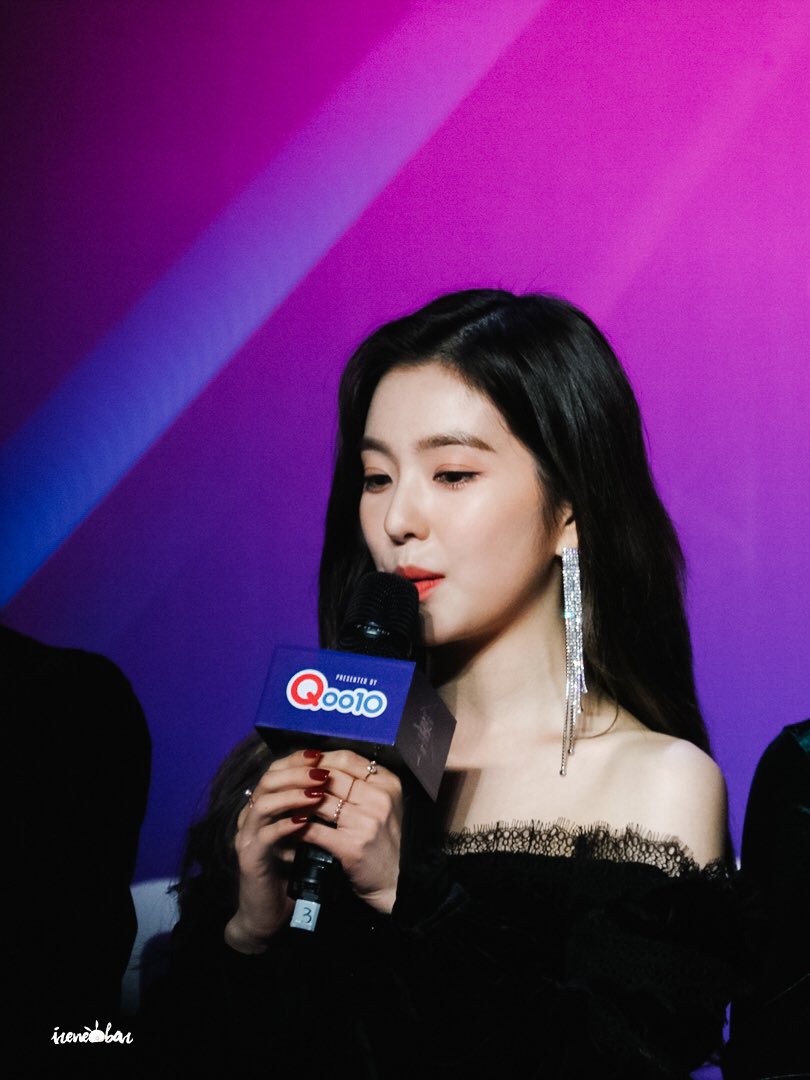 시상식에서 미모 폭격하고 다니는 아이린.jpg | 인스티즈