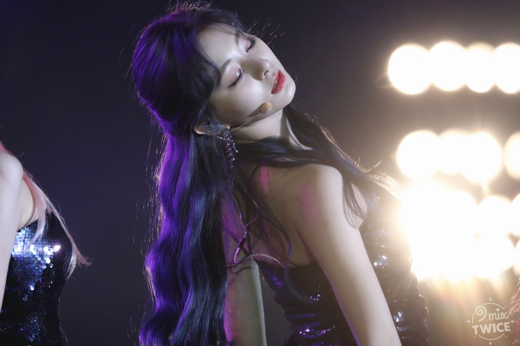 머리묶은 쯔위.jpgif | 인스티즈